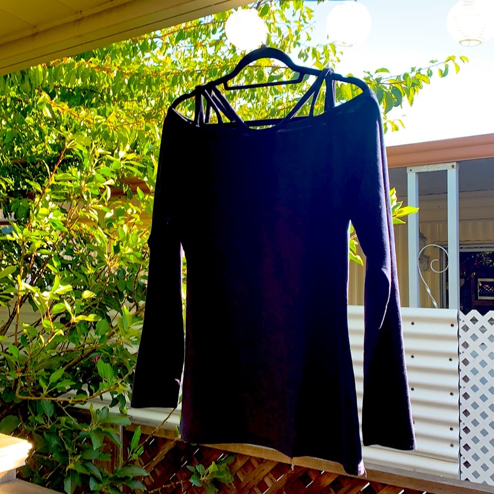 Strappy navy boat neck T long sleeve